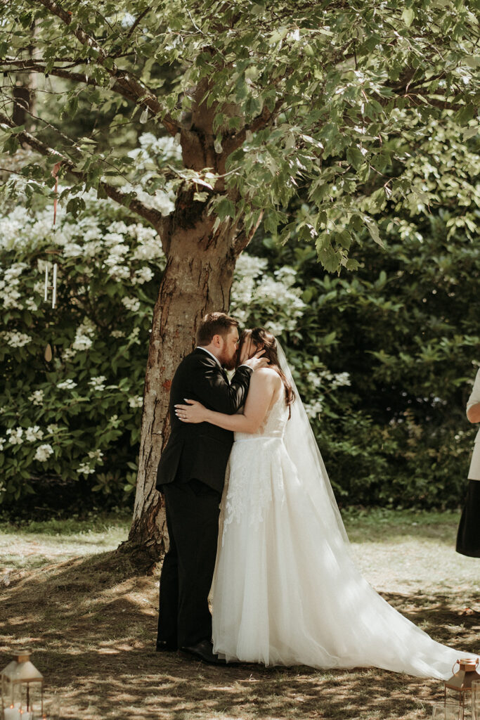 couple posing for their elopement portraits